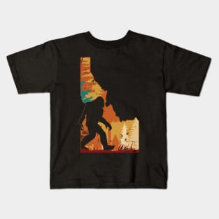 Bigfoot Retro Vintage Sasquatch Idaho Kids T-Shirt